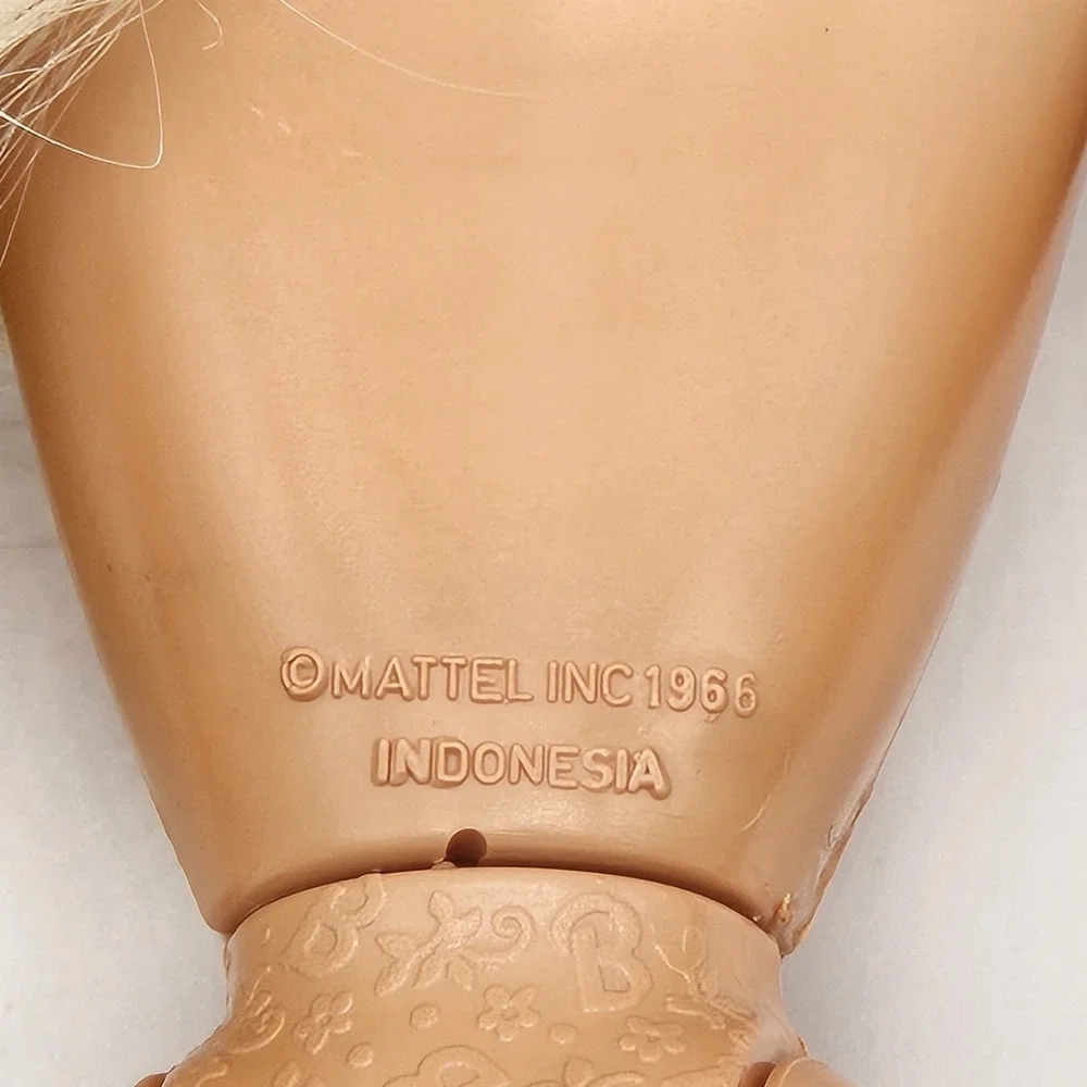 Vintage Barbie Doll Blonde Hair Blue Eyes Mattel 1966 Indonesia Naked Body